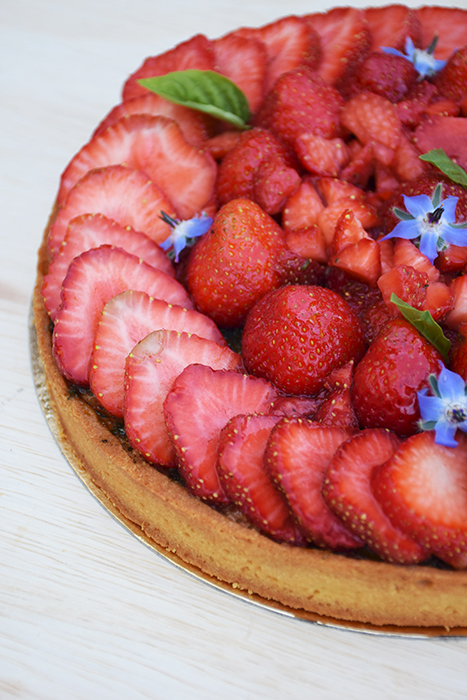 Lire la suite à propos de l’article Tarte fraise basilic